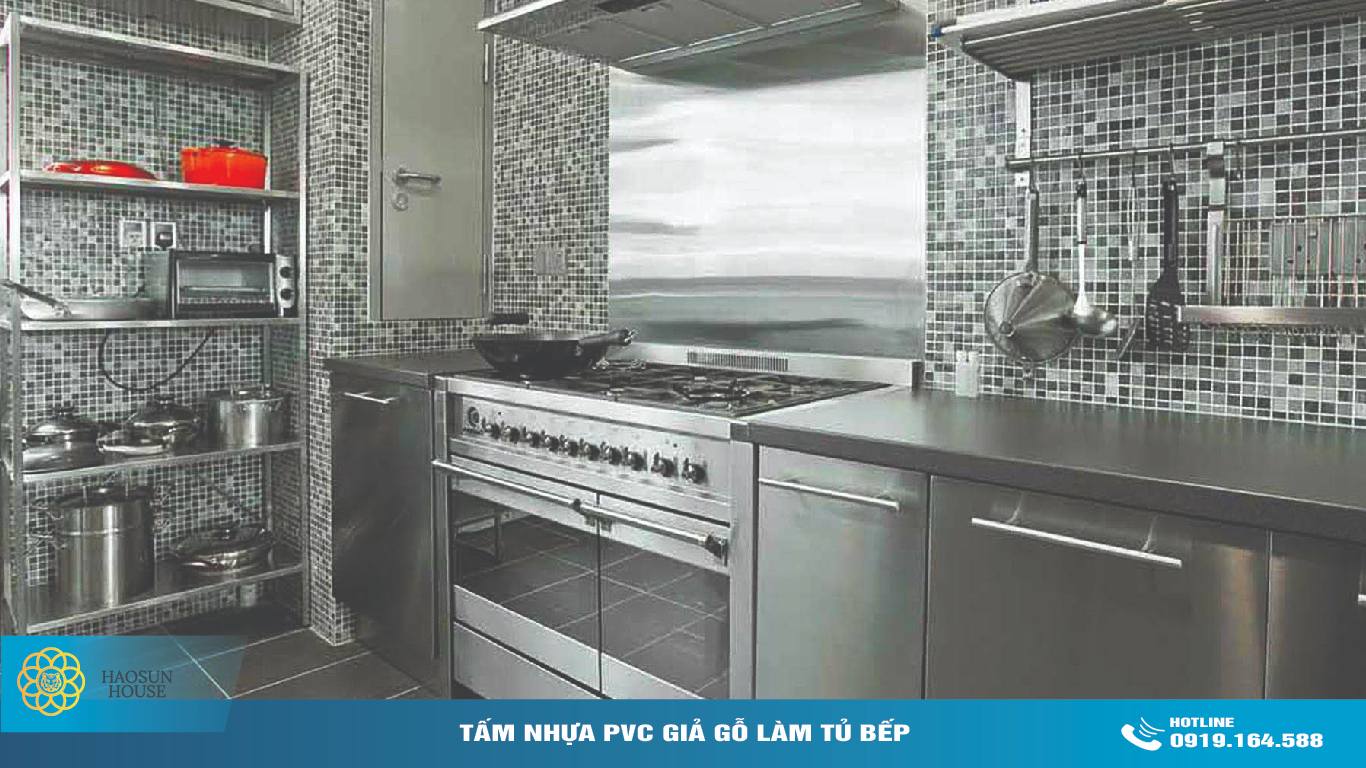 Tủ Bếp Làm từ Kim Loại