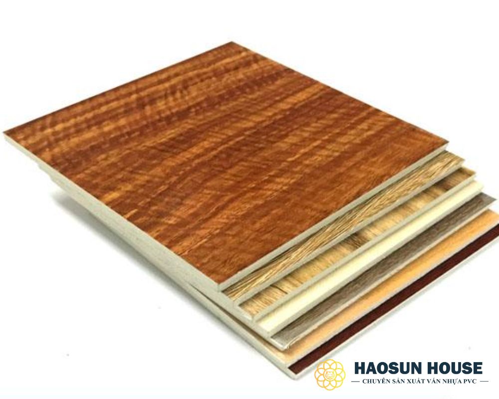 Ván nhựa giả gỗ của GOMINHTIEN