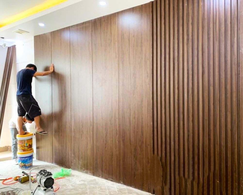 Vệ sinh tấm pvc vân gỗ cần phải đúng cách