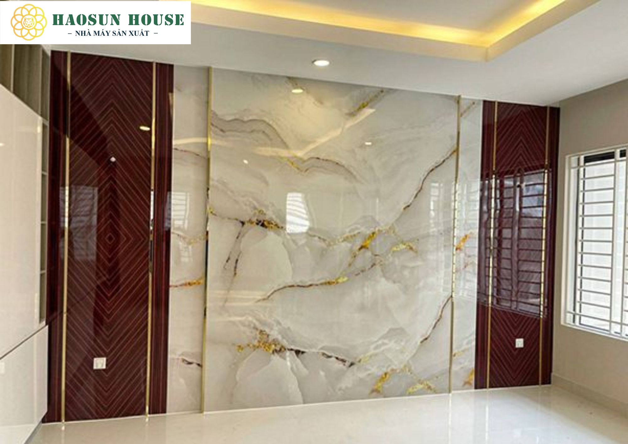 Giá tấm nhựa ốp tường