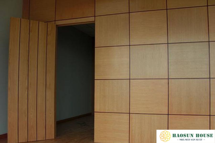 vách nhựa giả gỗ