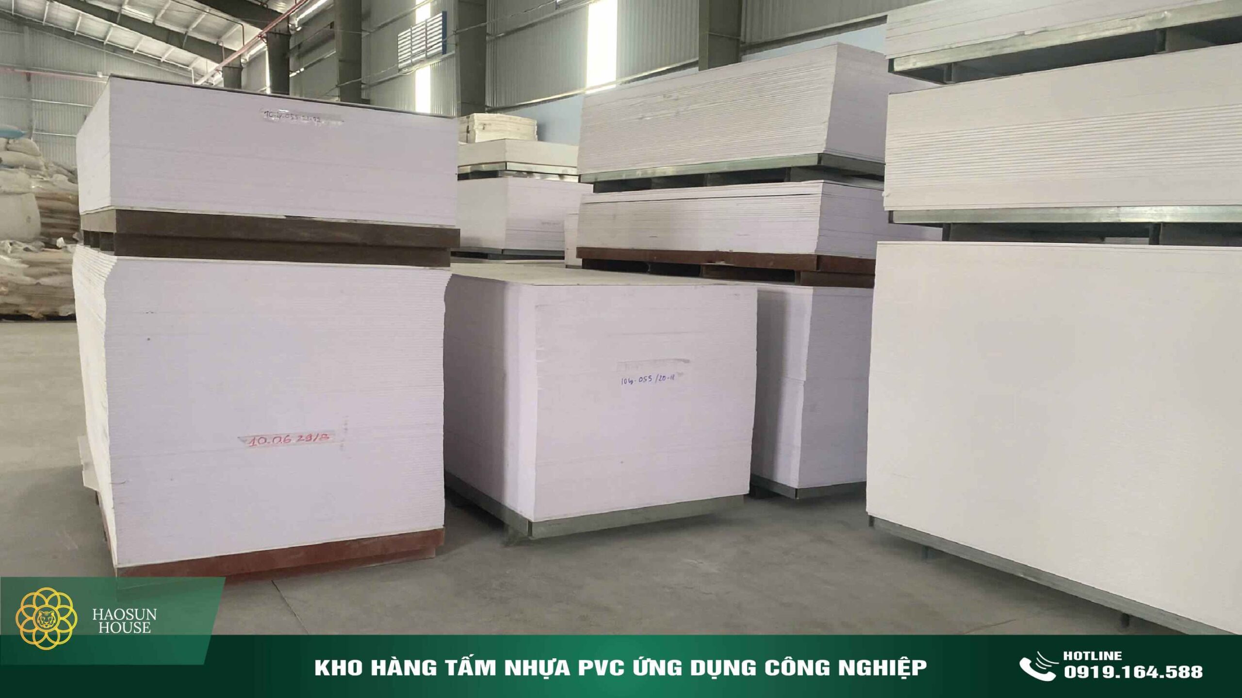 Tấm nhựa Công Nghiệp PVC Kho Hàng
