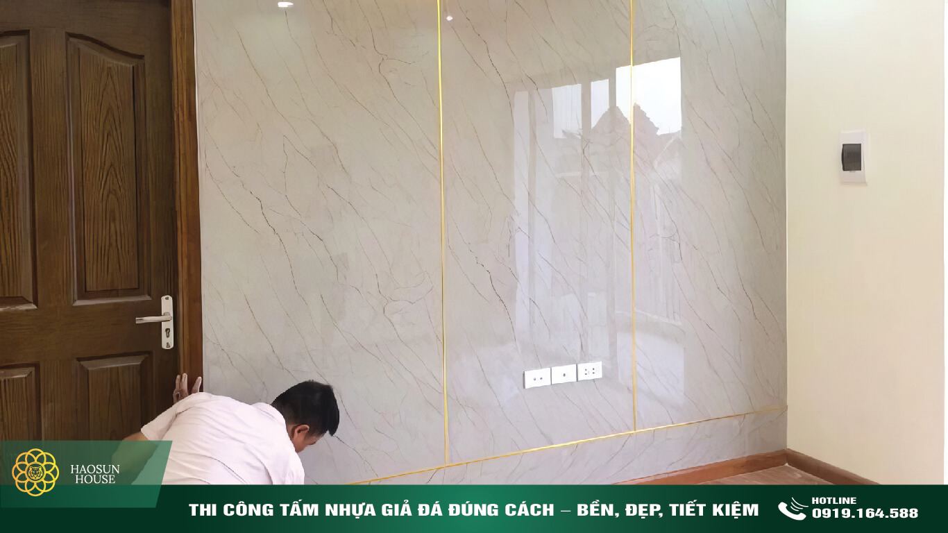 Thi công Tấm Nhựa giả đá