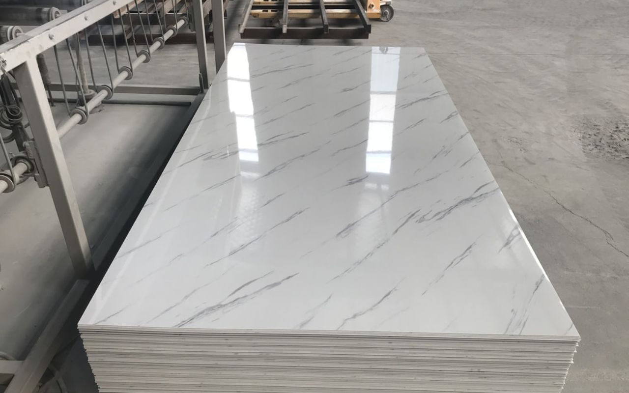 Ốp tường pvc giả đá