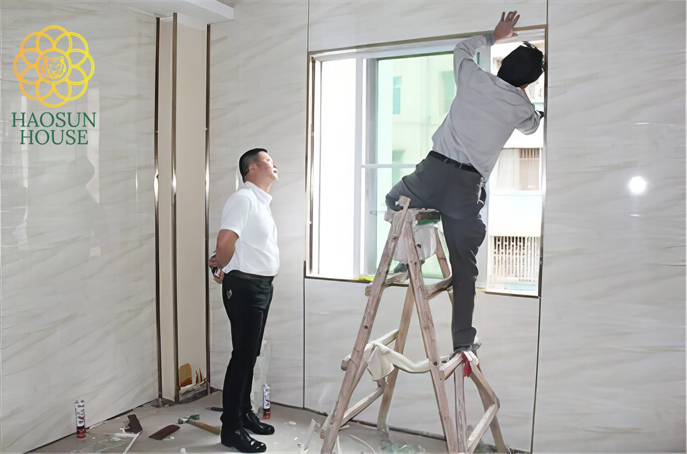 Thi công tấm pvc giả đá
